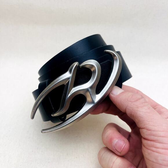 y2k 2000s chrome star futuristic cross emblem black grunge silver emo belt - Picture 4 of 6